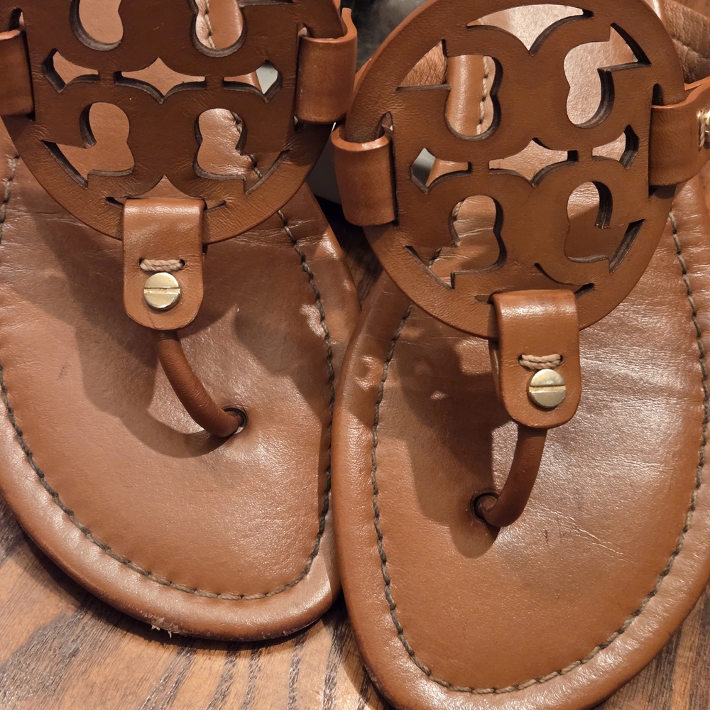 Tory Burch Leather Miller Thong Sandals Size 9 Dark Tan Preloved - Picture 2 of 15
